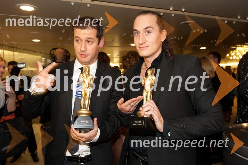 Peter Poles, voditelj in Vid Valič, voditeljViktorji 2010, zaključna zabava