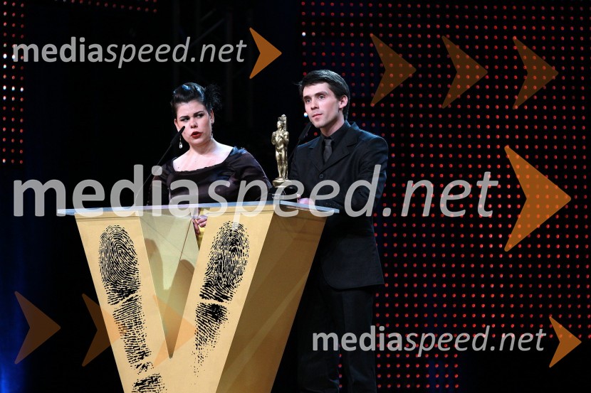 Ana Marija Mitič in Tilen Artač, igralcaViktorji 2010, dogajanje v dvorani