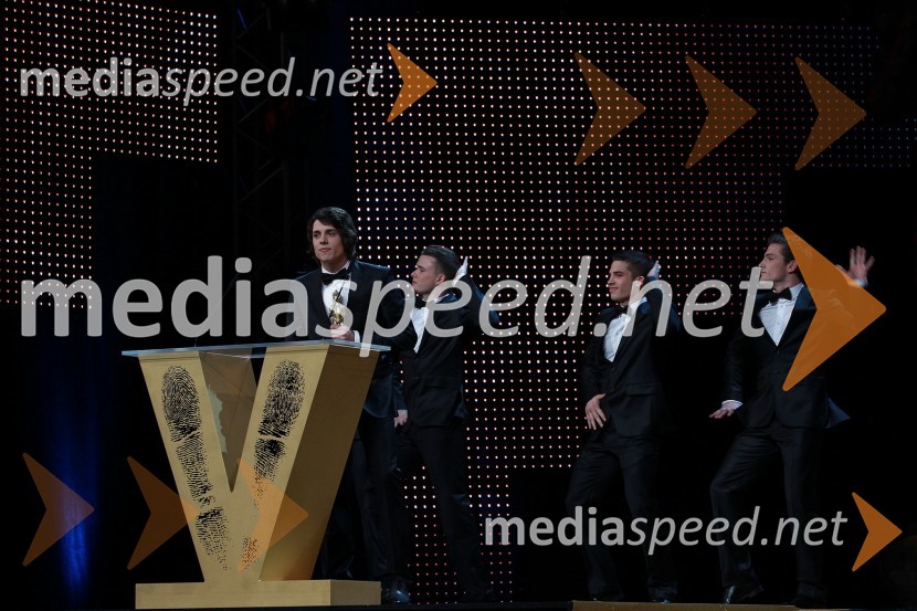 Skupina MaestroViktorji 2010, dogajanje v dvorani