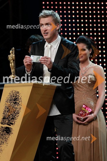 Denis Avdič, moderator na Radio 1Viktorji 2010, dogajanje v dvorani