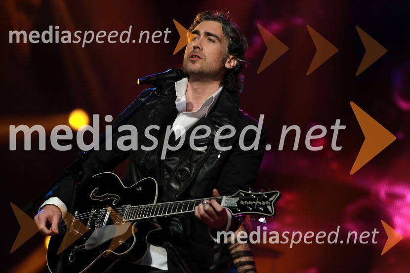 Jan Plestenjak, pevecViktorji 2010, dogajanje v dvorani