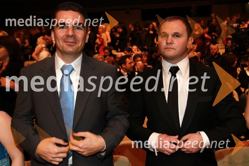 Danilo Tomšič, direktor področja prodaja in marketing v podjetju Mobitel ter Matej Raščan, direktor in lastnik podjetja Rašica Point d.o.o. ter podjetja Delo revije, d.d.Viktorji 2010, dogajanje v dvorani