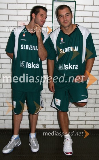 Sani Bečirovič in Marko Milič, košarkarjaKošarkarski turnir Alpos