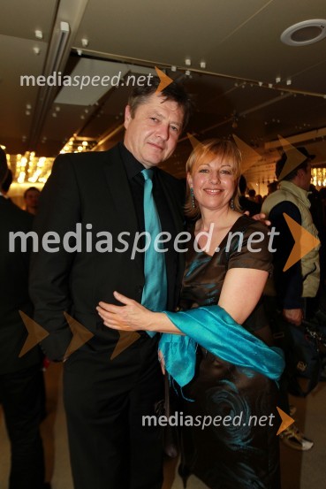 Dr. Mitja Ferenc, zgodovinar ter član skupine Prifarski muzikanti in njegova življenjska sopotnica Rosvita Pesek, novinarka TV SlovenijaViktorji 2010, zaključna zabava