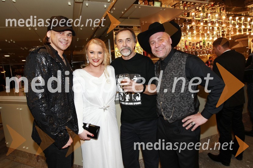 Samuel Lucas, glasbenik, Danica Lovenjak, starleta, Dragan Bulič, glasbeni urednik in Milan Pečovnik - Pidži, pevecViktorji 2010, zaključna zabava