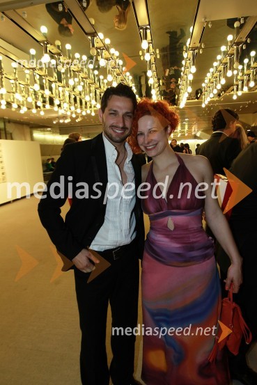 Jernej Tozon, Čuki in Mateja Štabuc, vodja komerciale Vinag d.d.Viktorji 2010, zaključna zabava