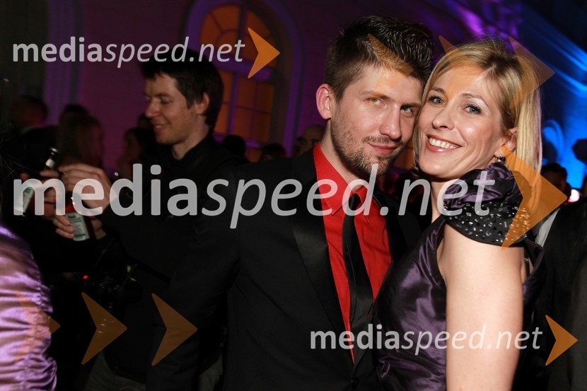 Tomaž Mihelič - Marlenna, novinar in Andreja Comino, novinarkaViktorji 2010, zaključna zabava