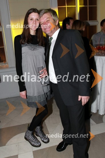 Marjan Dora, odgovorni urednik radia Murski val in hči EvaViktorji 2010, zaključna zabava