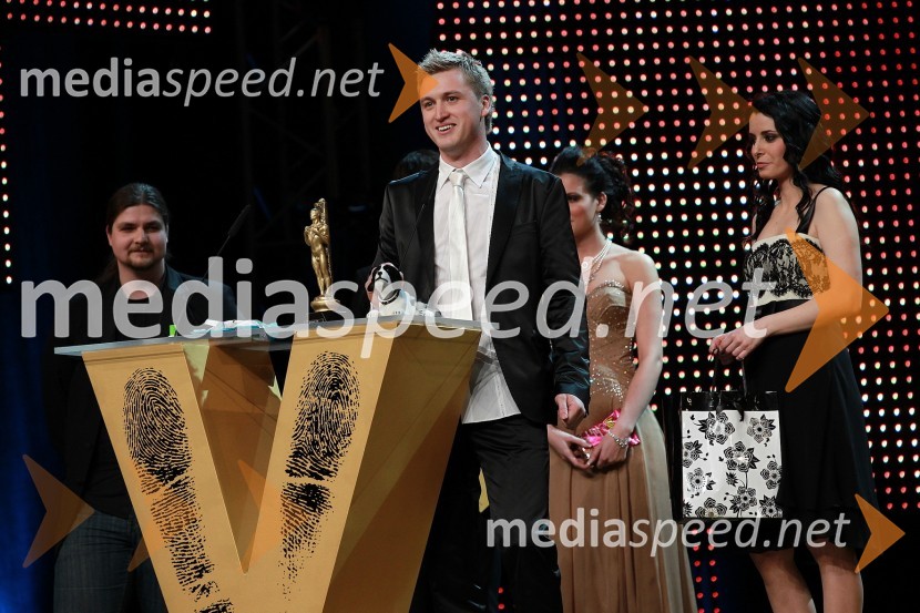 Denis Avdič, moderator na Radio 1Viktorji 2010, dogajanje v dvorani