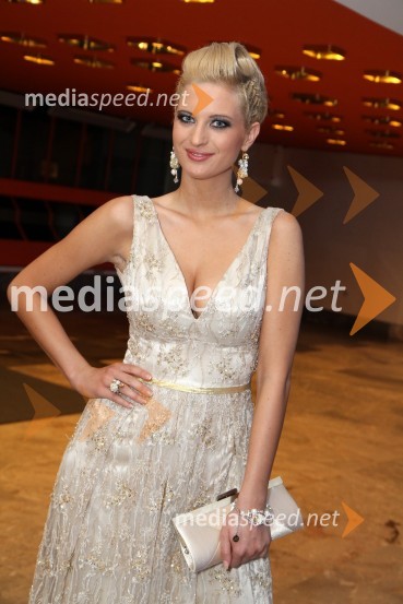 Marika Savšek, miss Universe 2010Viktorji 2010, zaključna zabava