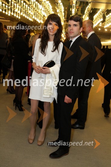 Ula Furlan, voditeljica ter igralka in ...Viktorji 2010, zaključna zabava