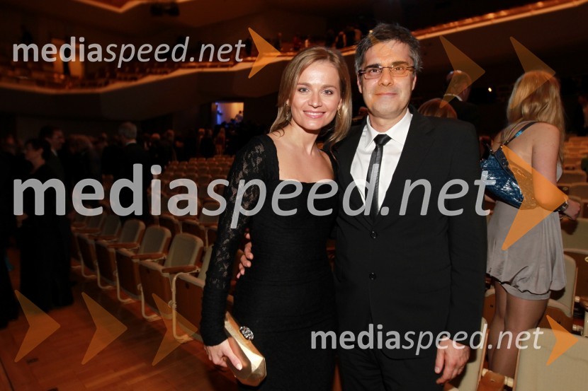 Katarina Kresal, ministrica za notranje zadeve in Dorijan Marušič, minister za zdravjeViktorji 2010, dogajanje v dvorani