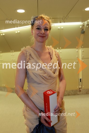 Barbara Cerar, igralkaViktorji 2010, zaključna zabava