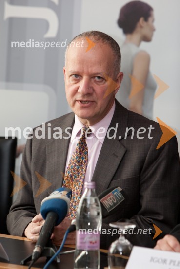 Joseph A. Mussomeli, veleposlanik ZDA v SlovenijiAmeriška gospodarska zbornica: predstavitev konference U.S. - Slovenia Business Bridge