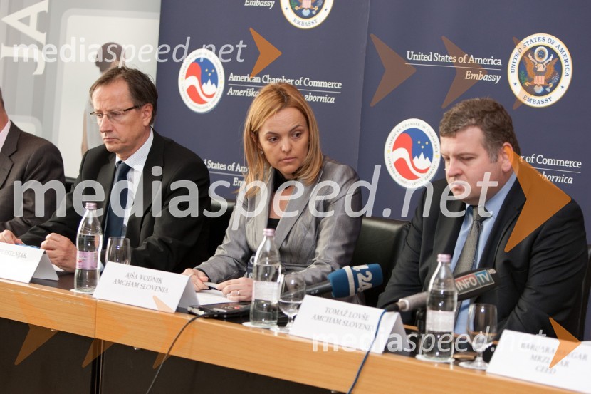 Igor Plestenjak, Japti, mag. Ajša Vodnik, izvršna direktorica Ameriške gospodarske zbornice (AmCham) in Tomaž Lovše, predsednik Ameriške gospodarske zbornice AmChamAmeriška gospodarska zbornica: predstavitev konference U.S. - Slovenia Business Bridge