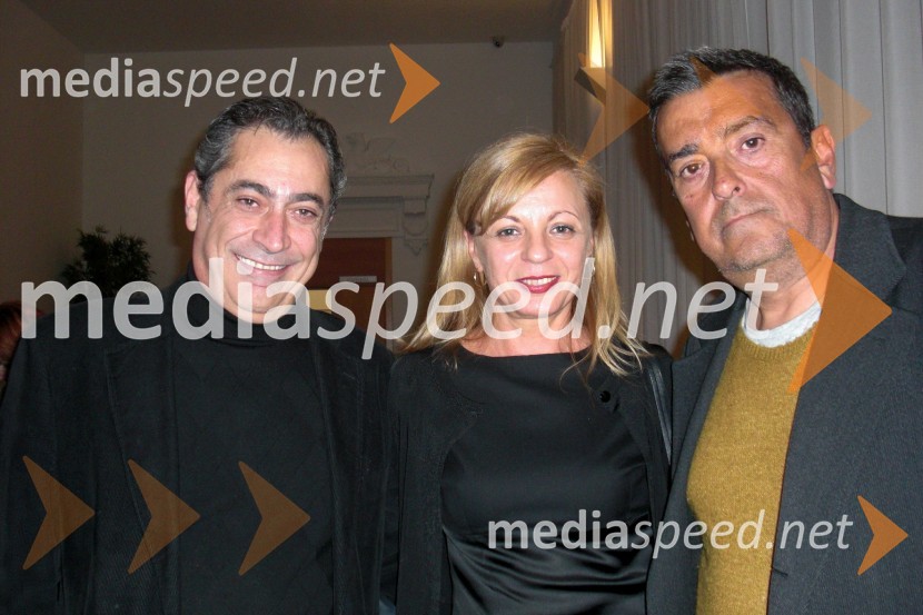 Paco Ariza, tehnični direktor Teatro Espanol, Livia Pandur, dramaturginja in Francisco Pena, vodja produkcije Teatro EspanolPremiera predstave Somrak bogov režiserja Tomaža Pandurja