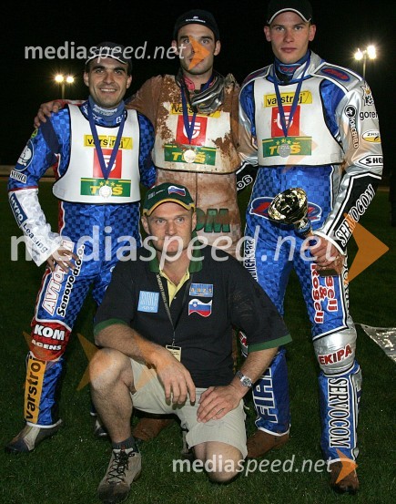 Slovenska ekipa: Izak Šantej, Jernej Kolenko, Matej Žagar in Franci Kalin, slovenski trenerSPEEDWAY, EP parov finale, Lendava