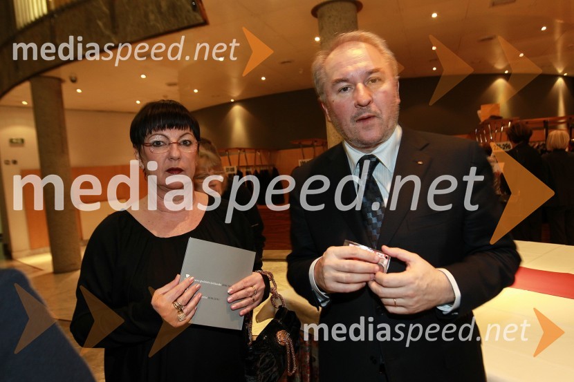 Maja Jerman Bratec, JSKD Nova Gorica, in soprog Bojan Bratec
Dekameron, premiera v SNG Nova Gorica