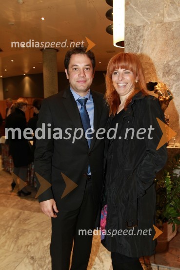 Matej Arčon, župan Nove Gorice in Martina Kodelja, urednica radia RobinDekameron, premiera v SNG Nova Gorica