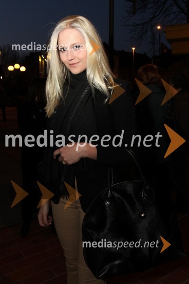 Tina Tomšič, manekenkaPremiera filma Cirkus Columbia