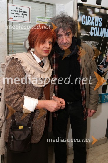 Majda Širca, ministrica za kulturo in Miki Manojlović, igralecPremiera filma Cirkus Columbia
