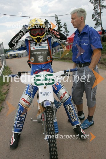 Matej Žagar, spidvejist in njegov mehanik Aleš KraljičSPEEDWAY GRAND PRIX, VN Skandinavije 2006, trening