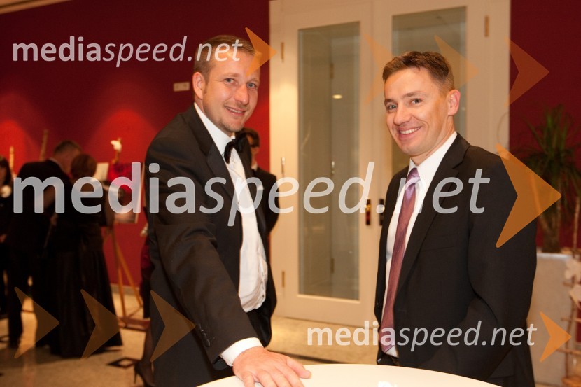 Gregor Pilgram, predsednik uprave zavarovalnice Generali in Drago Kavšek, predsednik uprave Fructal d.d.Tradicionalni ples Združenja manager 2011