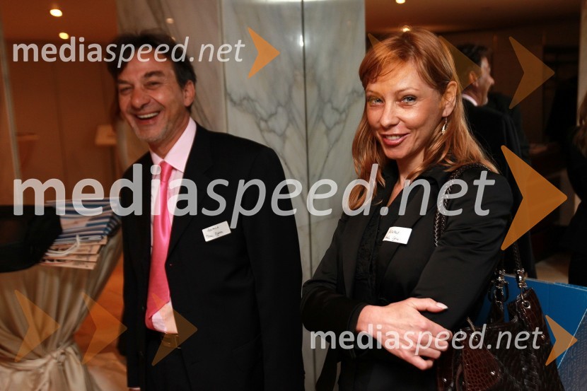 AmCham Investicijska konferenca U.S.-Slovenia business bridge: Cross U.S.-Slovenia investment opportunities for entrepreneurs