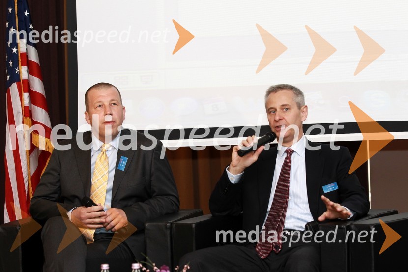 Davor Jakulin, direktor podjetja Atech in Laszlo Czirjak, iEuropeAmCham Investicijska konferenca U.S.-Slovenia business bridge: Cross U.S.-Slovenia investment opportunities for entrepreneurs