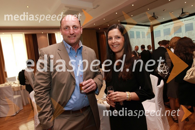 Julien Coustaury in soproga Jasna Mihelj CoustauryAmCham Investicijska konferenca U.S.-Slovenia business bridge: Cross U.S.-Slovenia investment opportunities for entrepreneurs