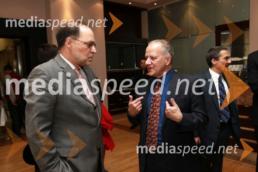 Mag. Mitja Gaspari, minister za razvoj in evropske zadeve in Joseph A. Mussomeli, veleposlanik ZDA v SlovenijiAmCham Investicijska konferenca U.S.-Slovenia business bridge: U.S. Investors day