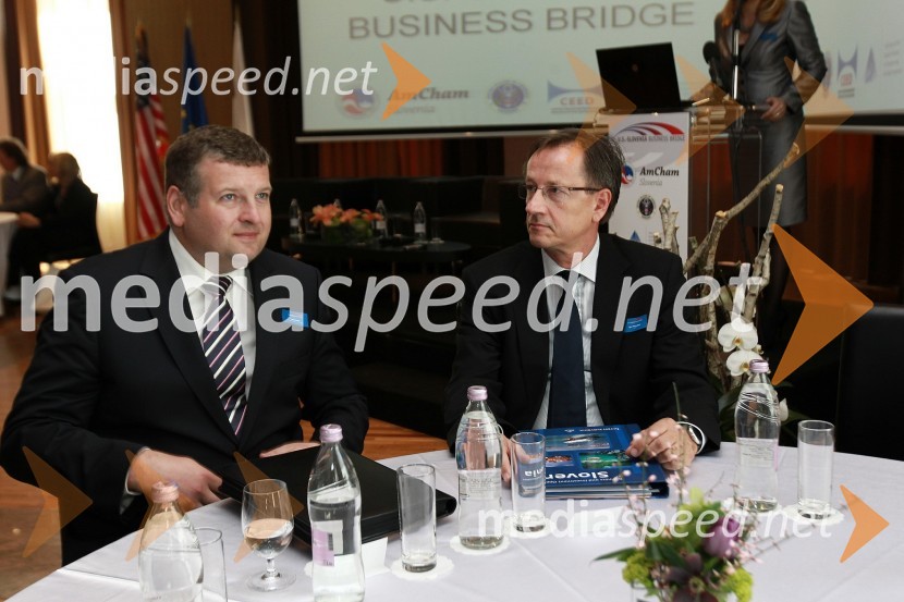 Tomaž Lovše, predsednik Ameriške gospodarske zbornice (AmCham) in Igor Plestenjak, direktor JaptiAmCham Investicijska konferenca U.S.-Slovenia business bridge: U.S. Investors day