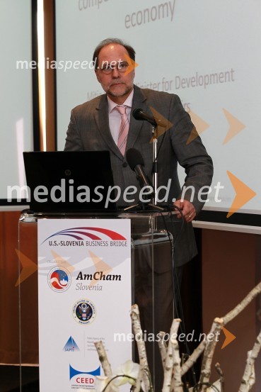Mag. Mitja Gaspari, minister za razvoj in evropske zadeveAmCham Investicijska konferenca U.S.-Slovenia business bridge: U.S. Investors day