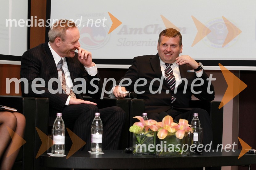 Matej Potokar, generalni direktor Microsoft Slovenija d.o.o. in Tomaž Lovše, predsednik Ameriške gospodarske zbornice (AmCham)AmCham Investicijska konferenca U.S.-Slovenia business bridge: U.S. Investors day