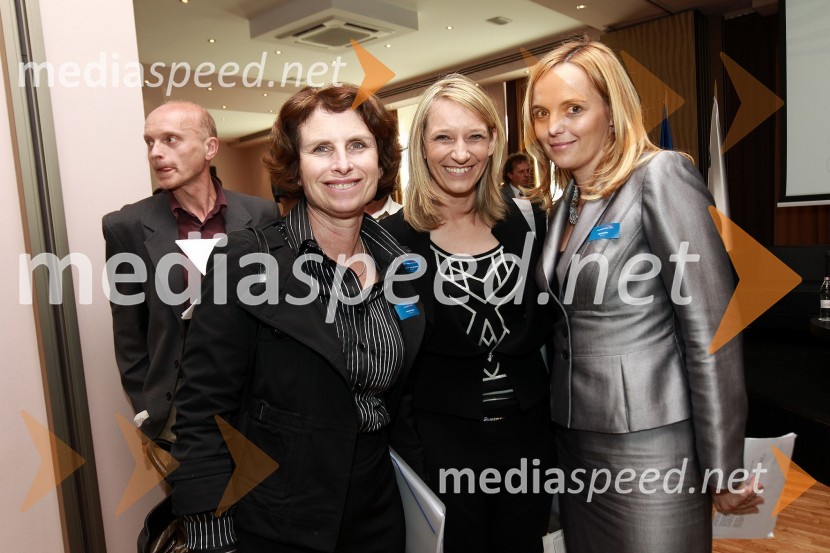 ..., Barbara Bregar Mrzlikar in mag. Ajša Vodnik, izvršna direktorica Ameriške gospodarske zbornice (AmCham)AmCham Investicijska konferenca U.S.-Slovenia business bridge: U.S. Investors day