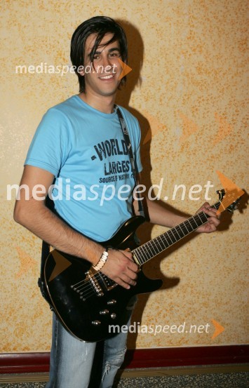 Pevec Domen KumerDomen Kumer