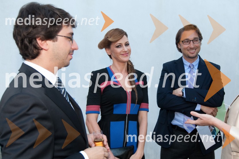 Tine Kračun, direktor podjetja Intermedius d.o.o., Hannah Mancini, pevka in soprog Gregor JurkovičGuest star 2010