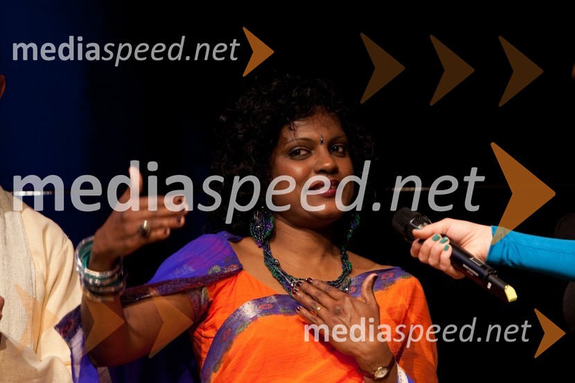 Lasanti Manaranjanie Kalinga Dona, glasbenicaGuest star 2010