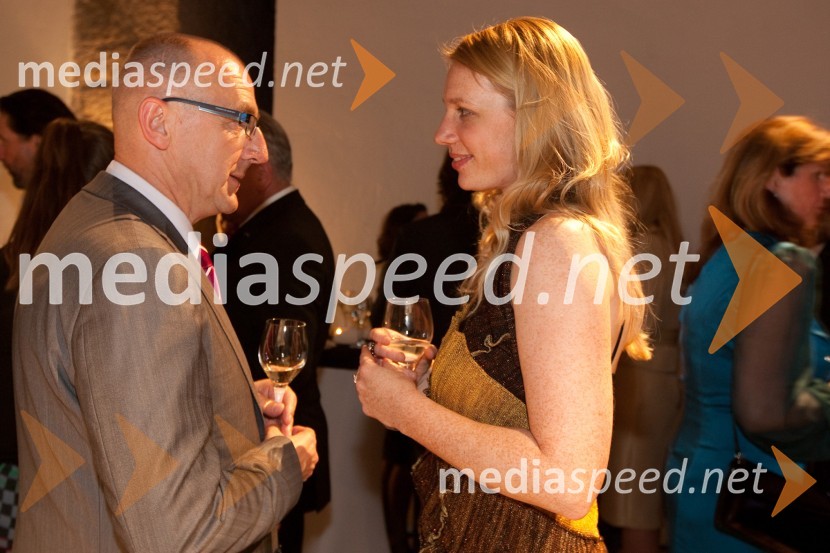 Brane Krajnik, direktor The Slovenian Times in Ana Šinkovec, pianistkaGuest star 2010