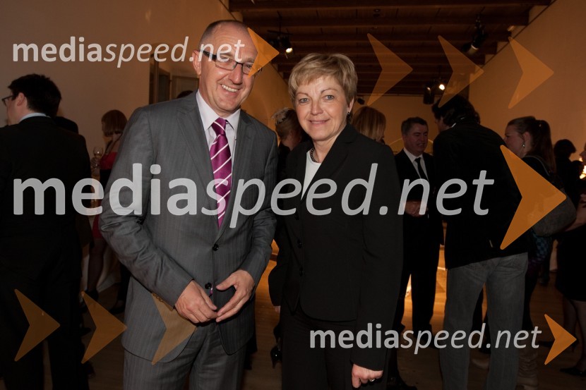 Brane Krajnik, direktor The Slovenian Times in mag. Vojka Ravbar, generalna sekretarka SKBGuest star 2010