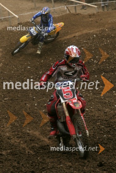Rok Virant (AMD Šentvid) - v ospredju in Jura Beg (Husky moto park Lemberg)MOTOKROS, 5. dirka za DP, Šentvid pri Stični