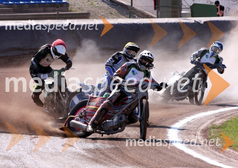 Aleksander Čonda (AMD Krško), Roland Benkö (Gyula, Madžarska), Žiga Radkovič (AMD Krško), Kristjan Revinšek (AMD Krško)Speedway, državno prvenstvo mladincev Slovenije, Hrvaške in Madžarske, 2. dirka