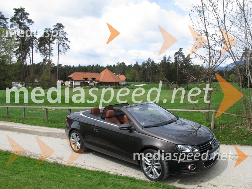 Volkswagen EOS in golf igrišče Arboretum Volčji potokPrenovljeni Volkswagen EOS, slovenska predstavitev