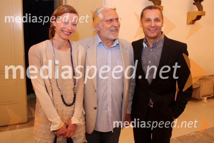 Nataša Matjašec Rošker, igralka, Boris Cavazza, režiser predstave in Danilo Rošker, direktor SNG MariborPremiera komedije Don Juan