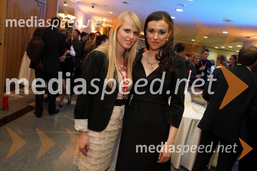 Maja Rosi, Tovarna podjemov in Nataša Rus, Tovarna podjemovKonferenca Podim, 1. dan