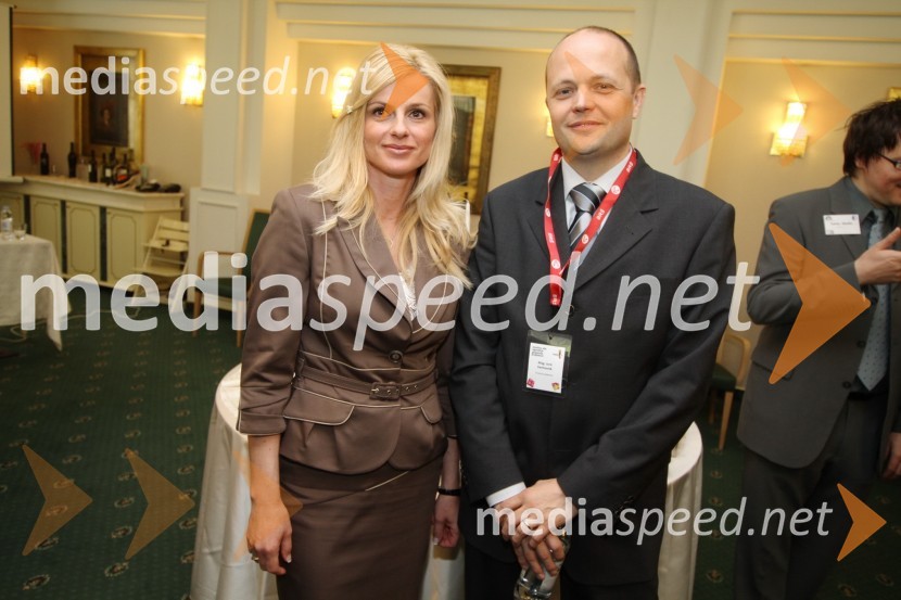 ... ter mag. Jure Verhovnik, vodja Tovarne podjemovKonferenca Podim, 1. dan