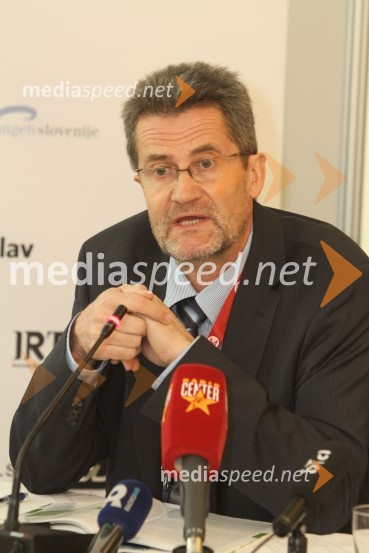 Prof. dr. Miroslav Rebernik, predsednik strokovnega sveta Tovarne podjemov ter predavatelj EPFKonferenca Podim, 1. dan