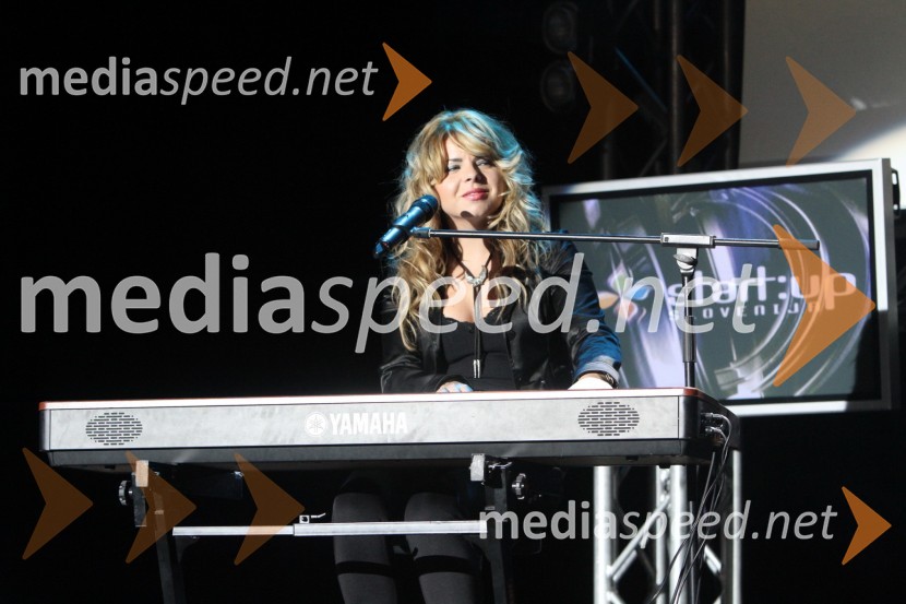 Neisha, pevkaKonferenca Podim, 1. dan