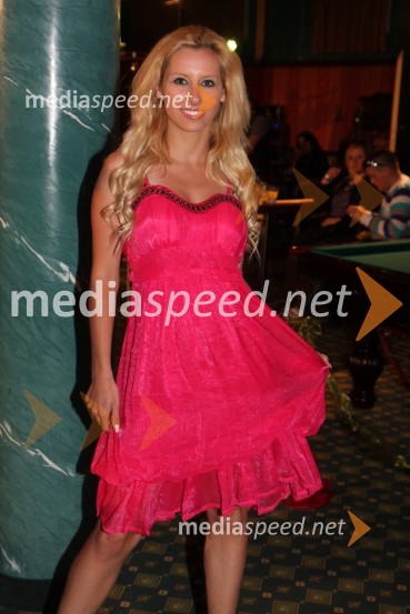 Tanja Karlovčec, modelMaja Keuc in modna revija kopalk ter poletne kolekcije Zapeljivka.si