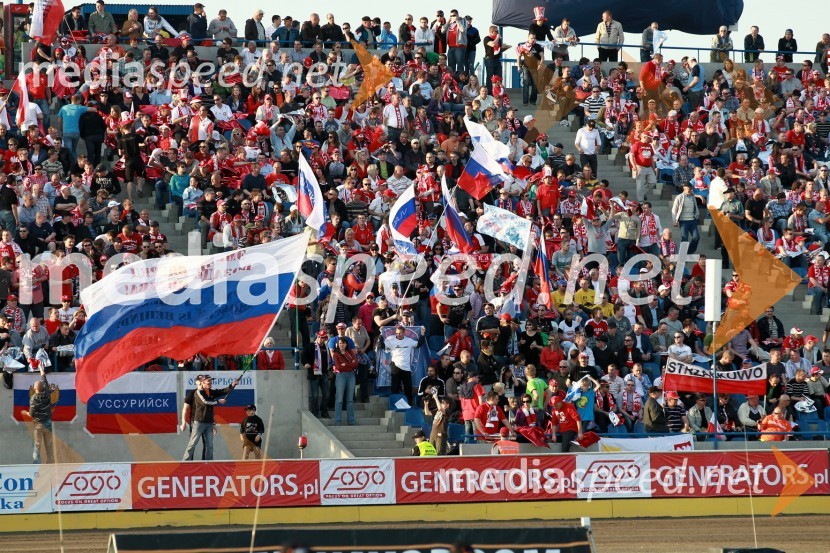 Ruski navijačiSpeedway Grand Prix 2011, VN Evrope - 1. dirka